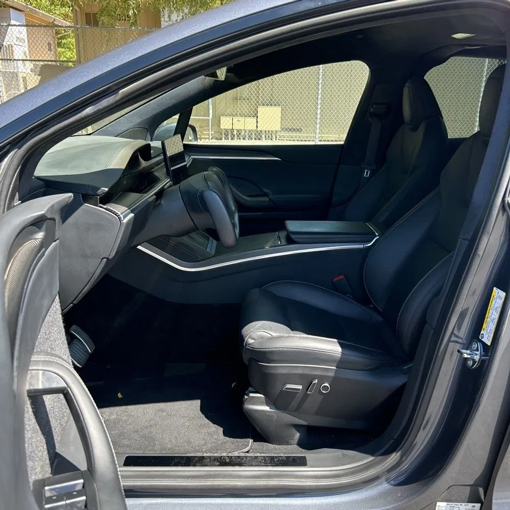 2022 Tesla Model X Plaid