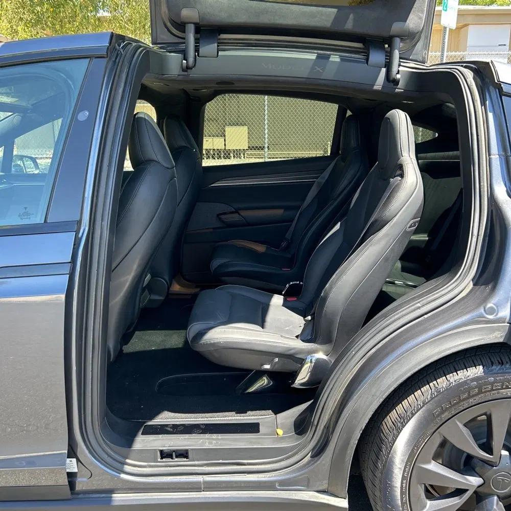 2022 Tesla Model X Plaid
