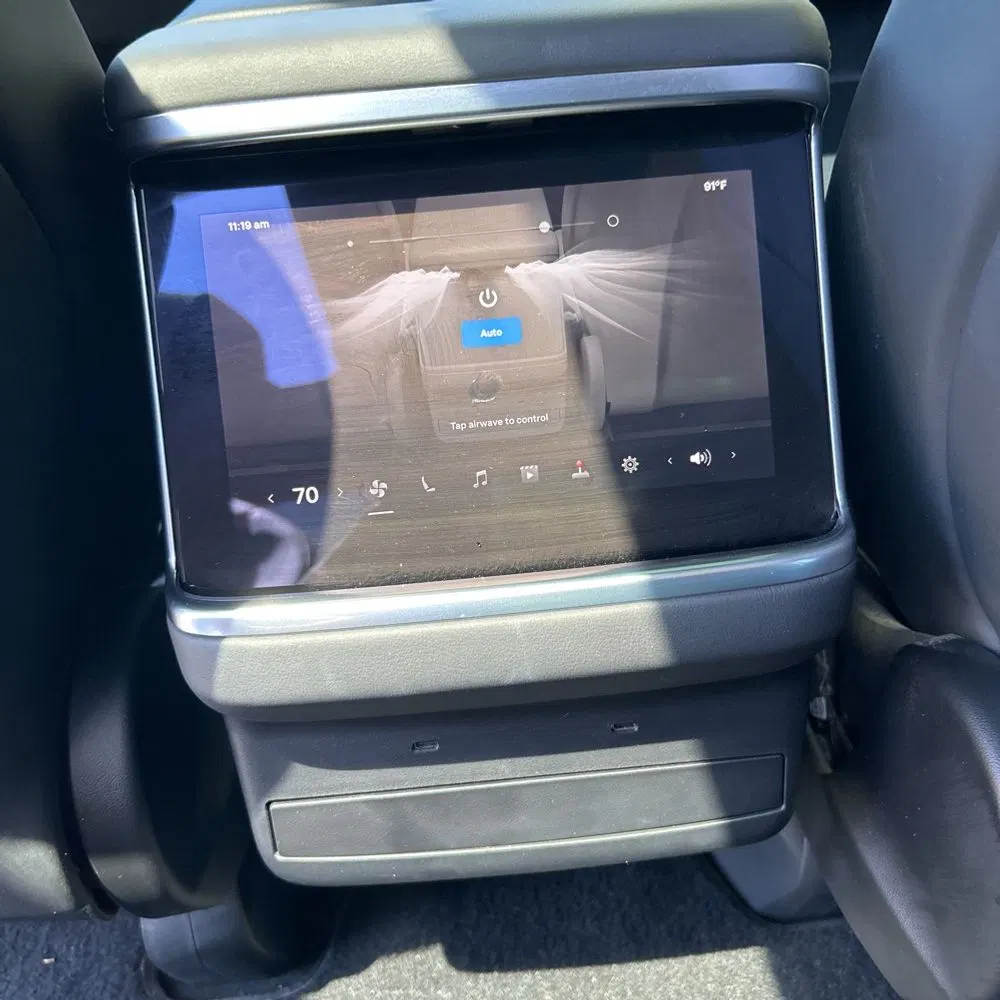 2022 Tesla Model X Plaid