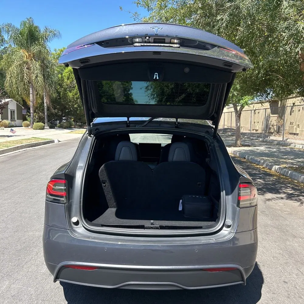 2022 Tesla Model X Plaid