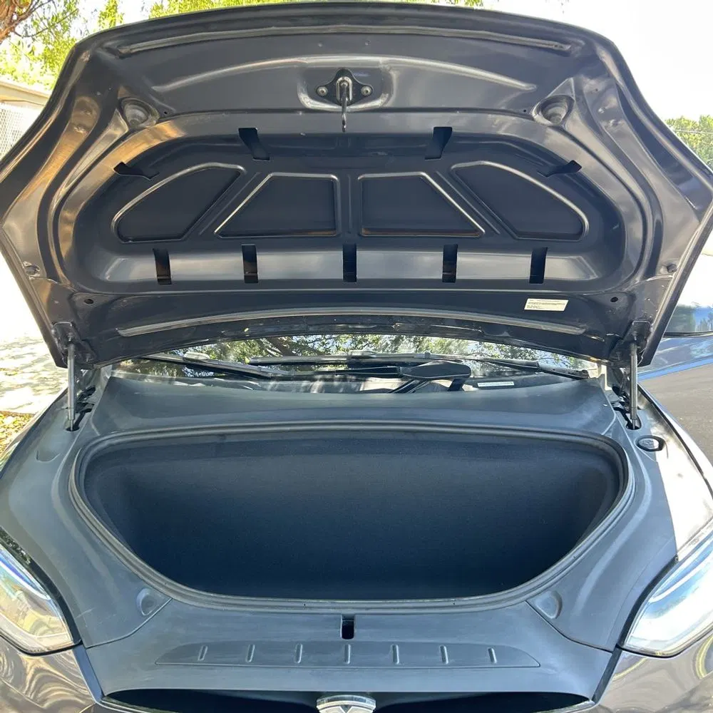 2022 Tesla Model X Plaid