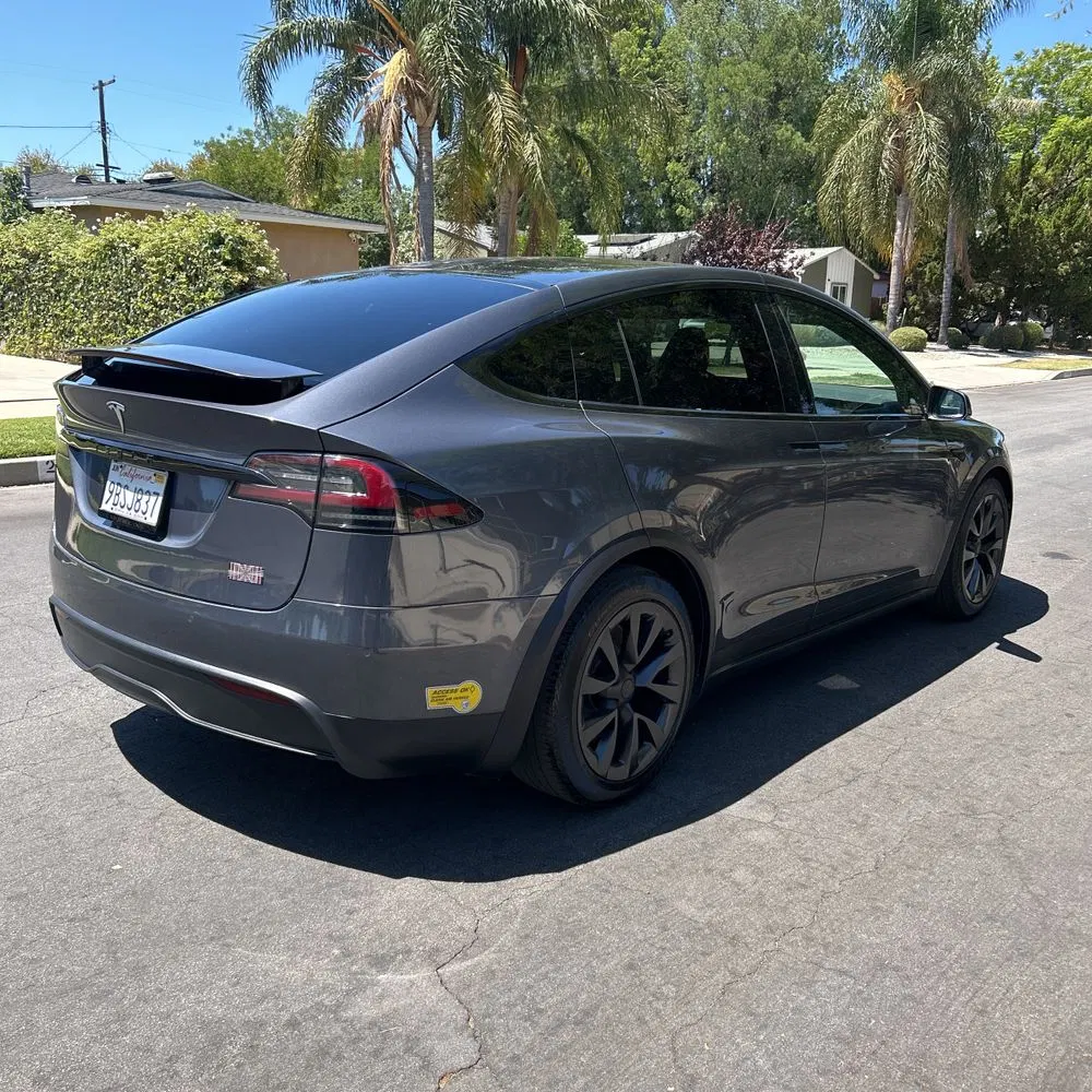 2022 Tesla Model X Plaid
