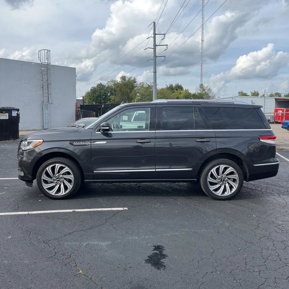 2023 Lincoln Navigator Reserve