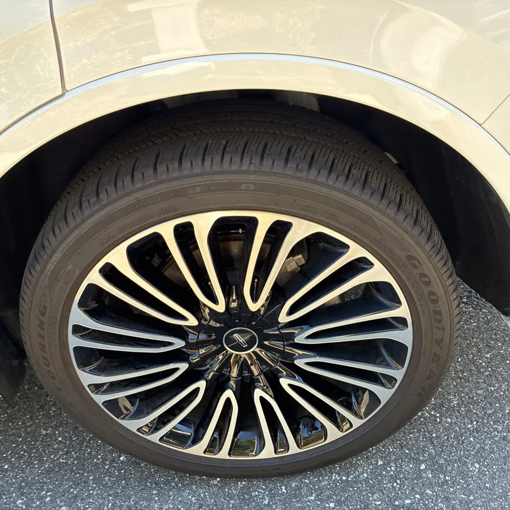 2025 Lincoln Aviator Black Label