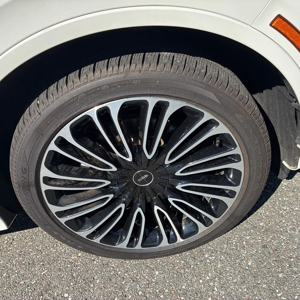 2025 Lincoln Aviator Black Label