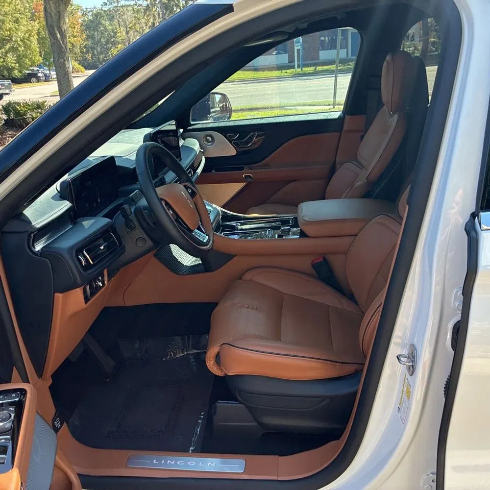 2025 Lincoln Aviator Black Label