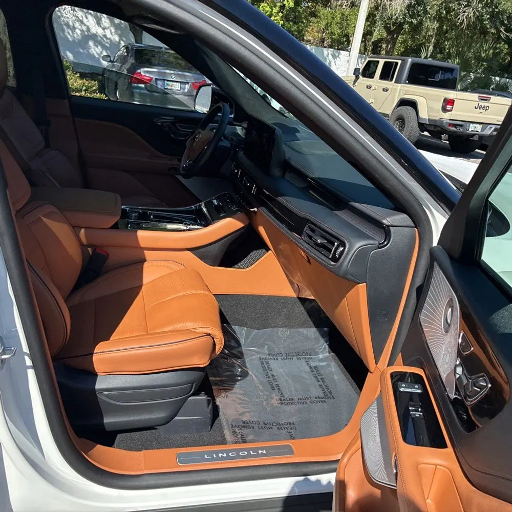 2025 Lincoln Aviator Black Label