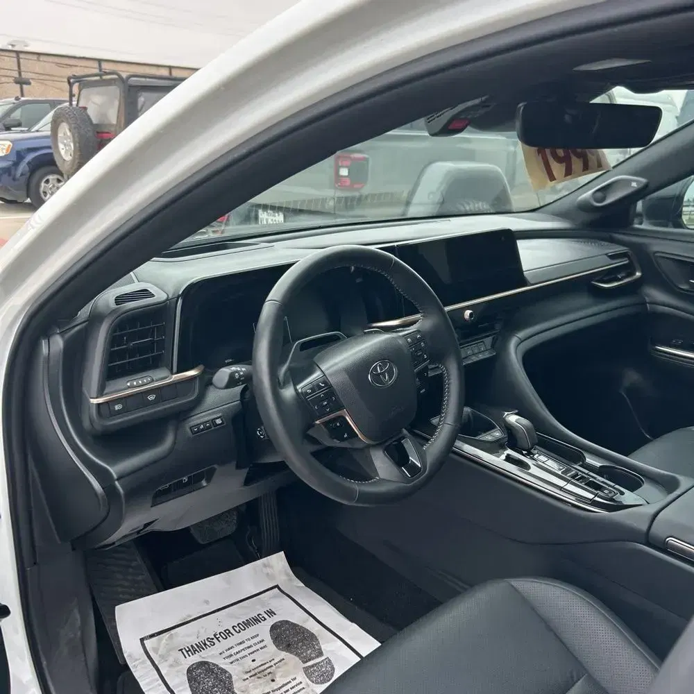 2025 Toyota Crown Platinum