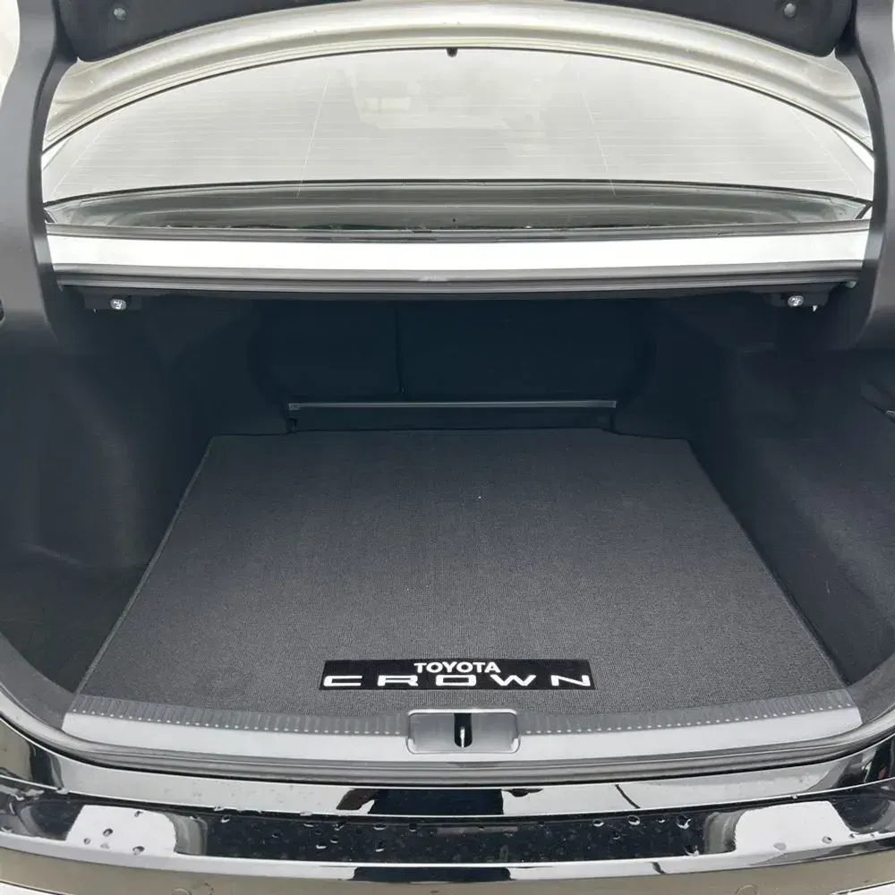 2025 Toyota Crown Platinum