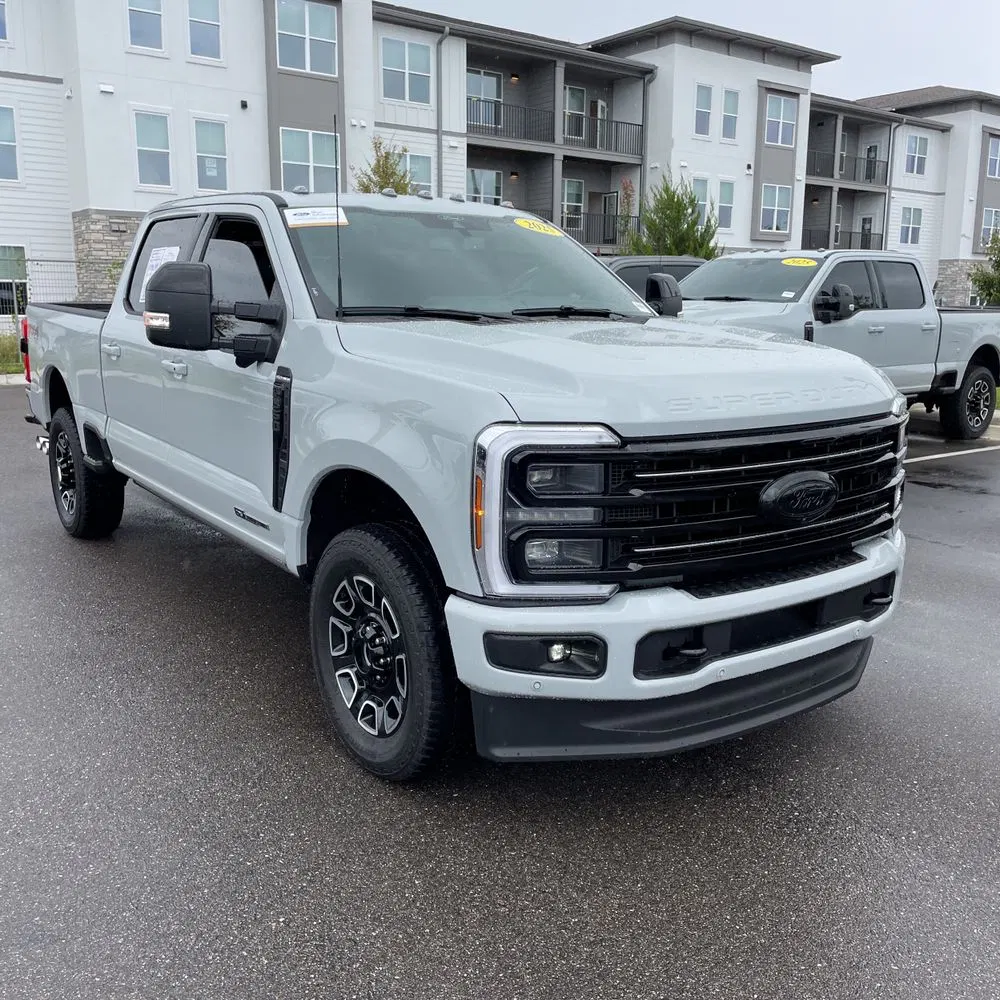 2025 Ford F-350 Super Duty Platinum