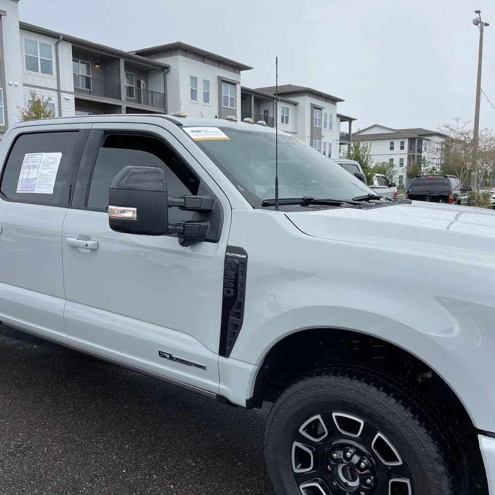 2025 Ford F-350 Super Duty Platinum