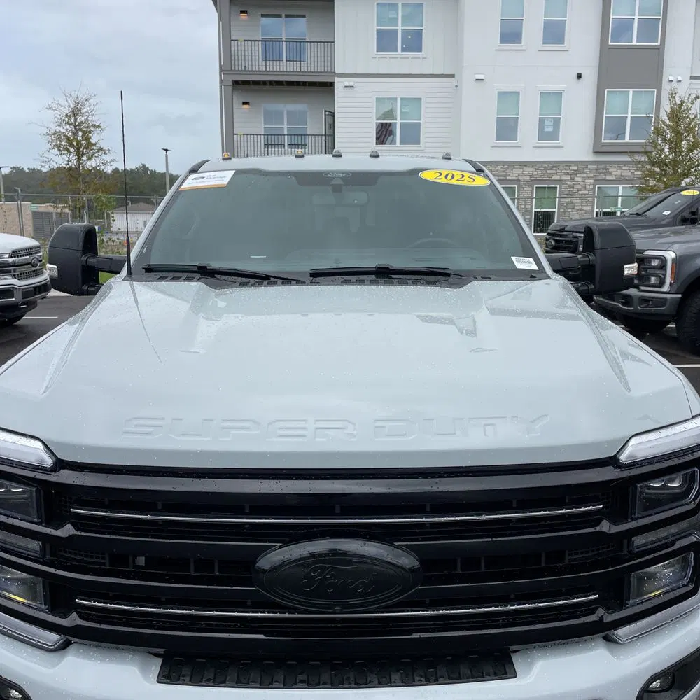 2025 Ford F-350 Super Duty Platinum