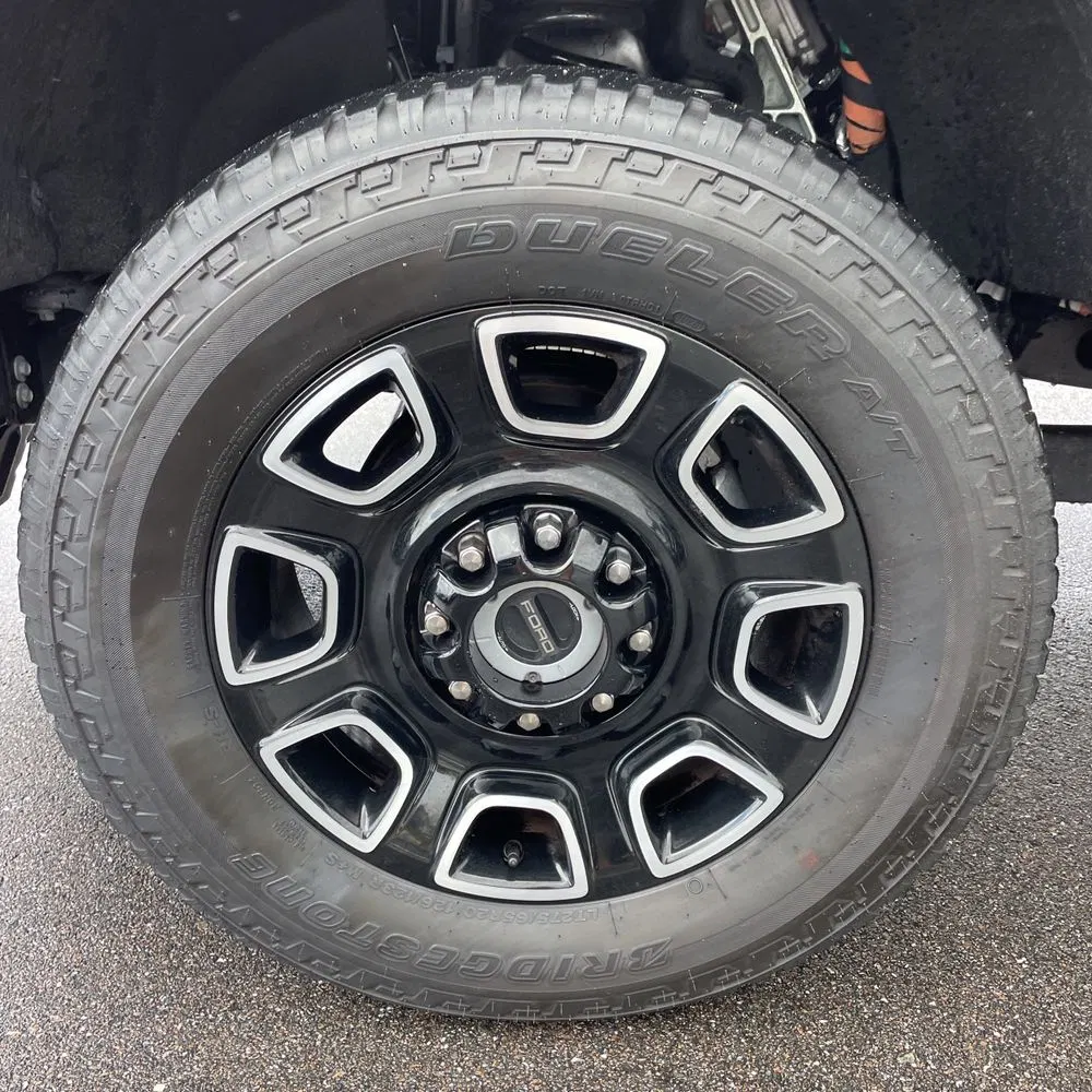 2025 Ford F-350 Super Duty Platinum