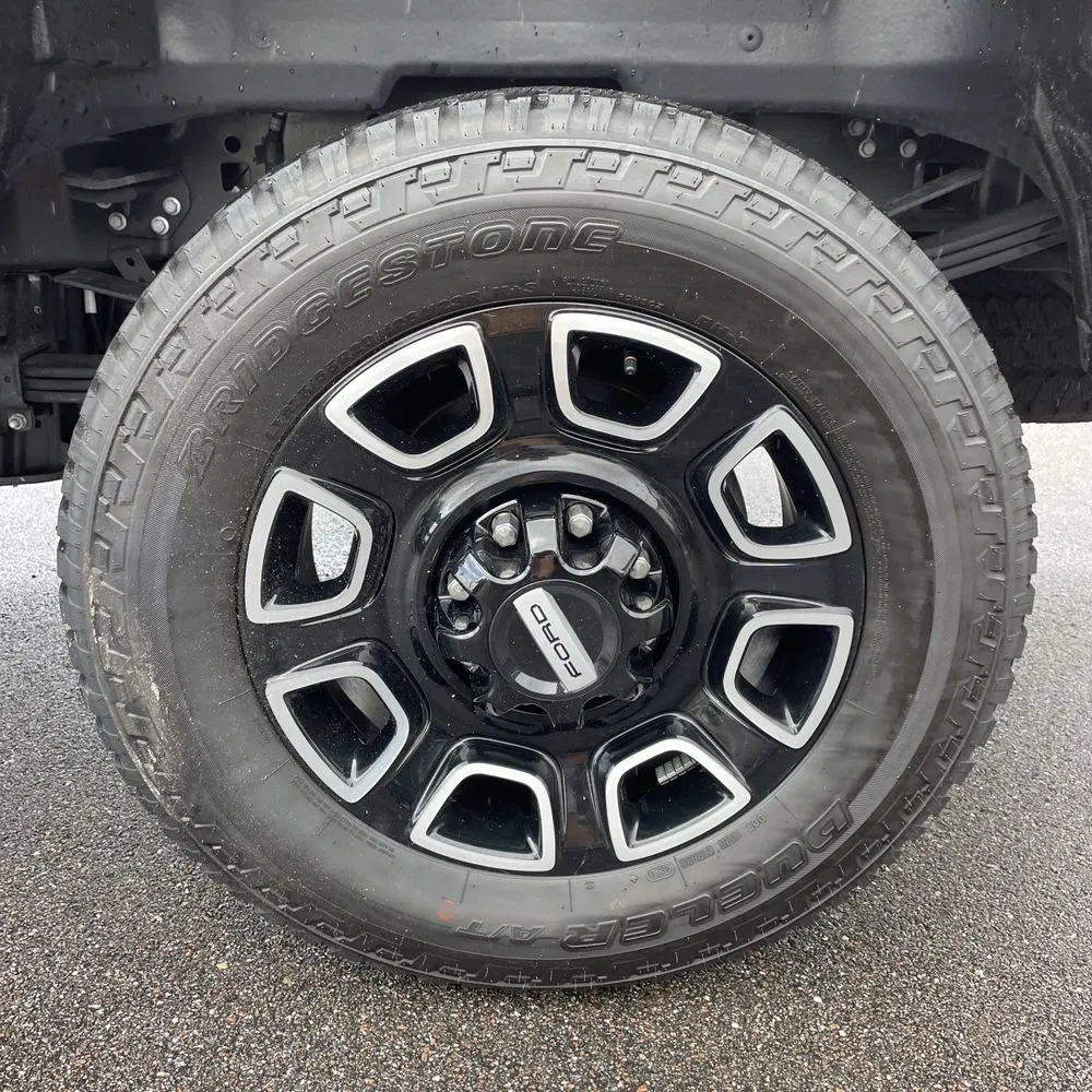 2025 Ford F-350 Super Duty Platinum