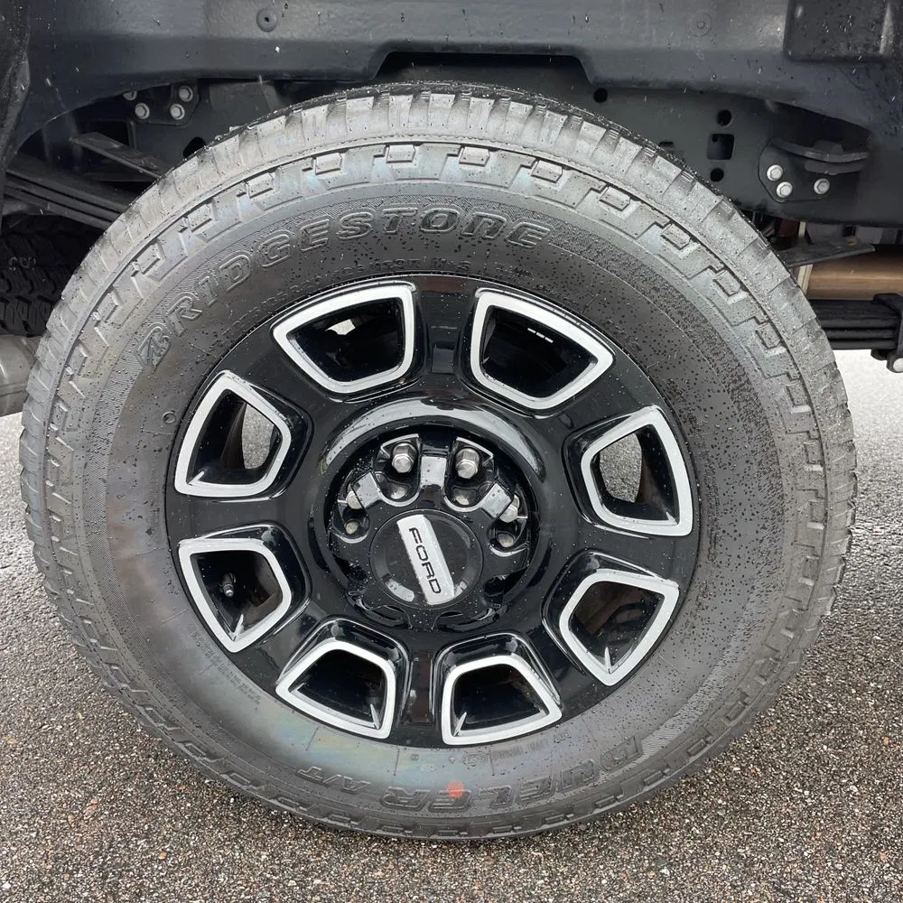 2025 Ford F-350 Super Duty Platinum