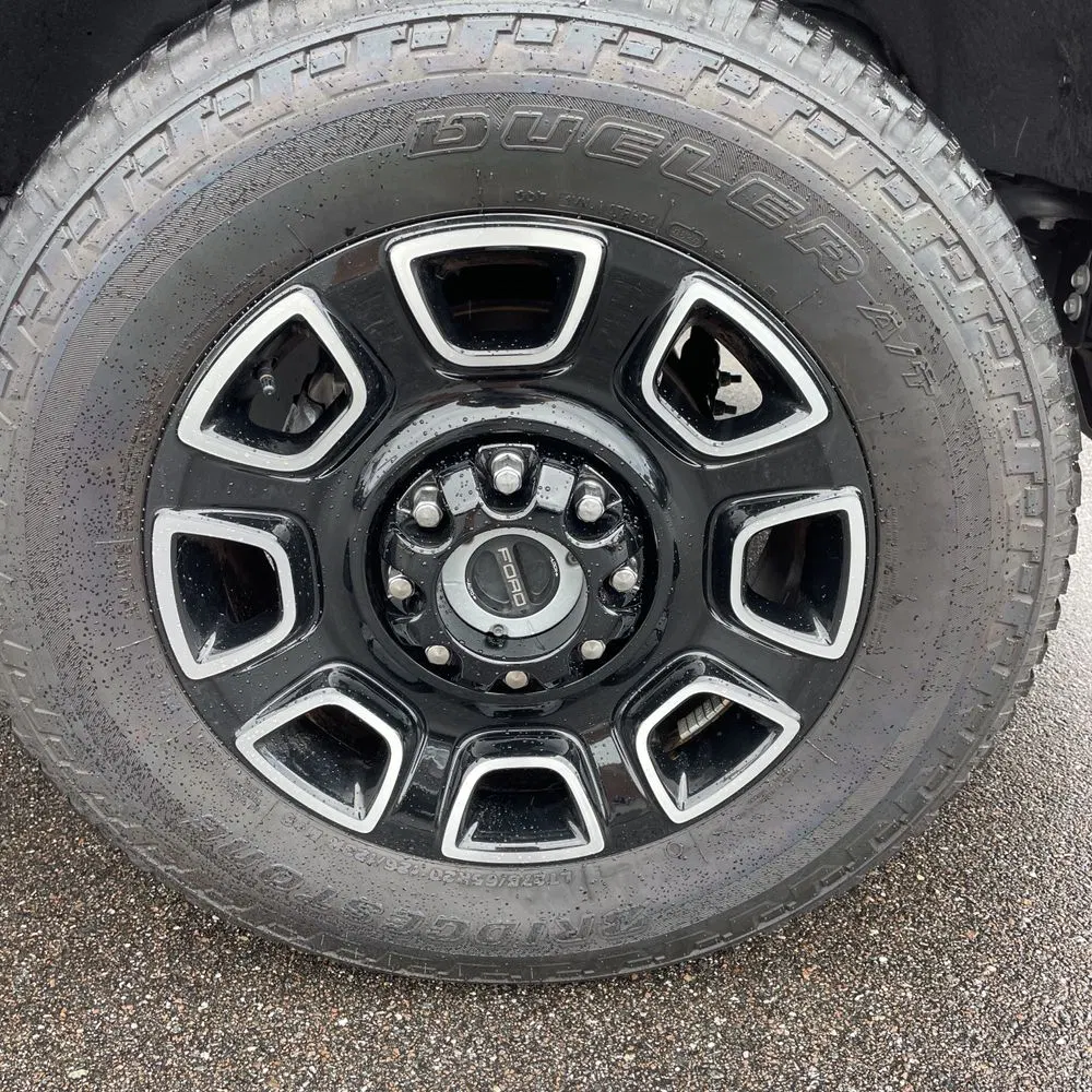 2025 Ford F-350 Super Duty Platinum