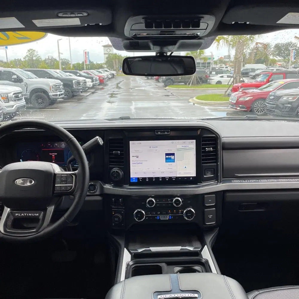 2025 Ford F-350 Super Duty Platinum