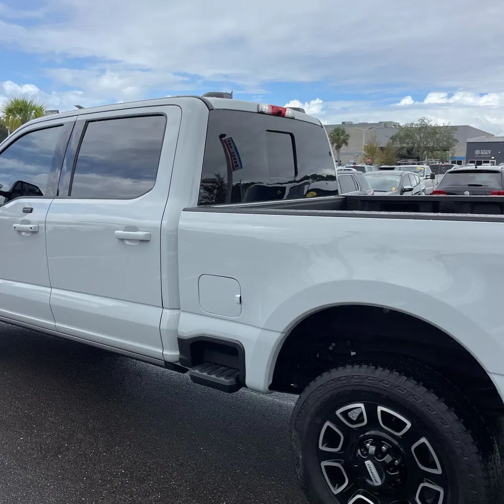 2025 Ford F-350 Super Duty Platinum