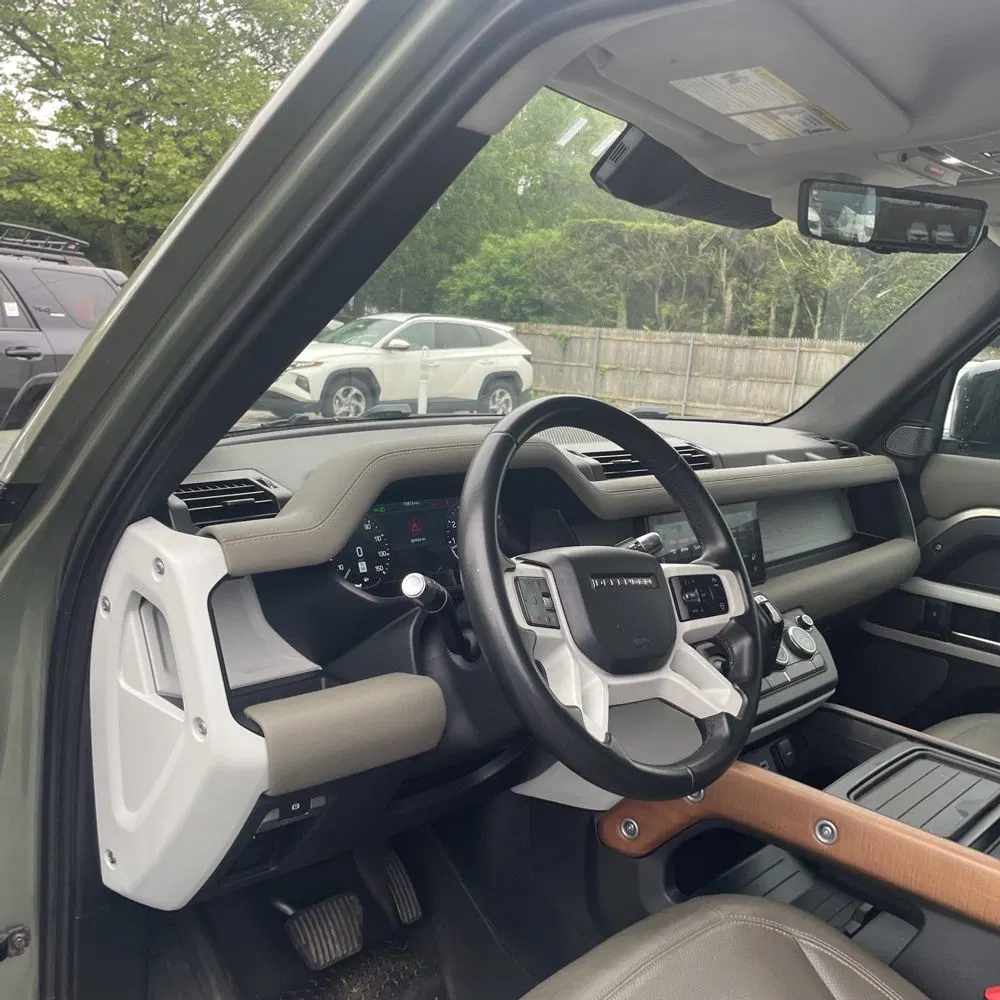 2022 Land Rover Defender 110 S