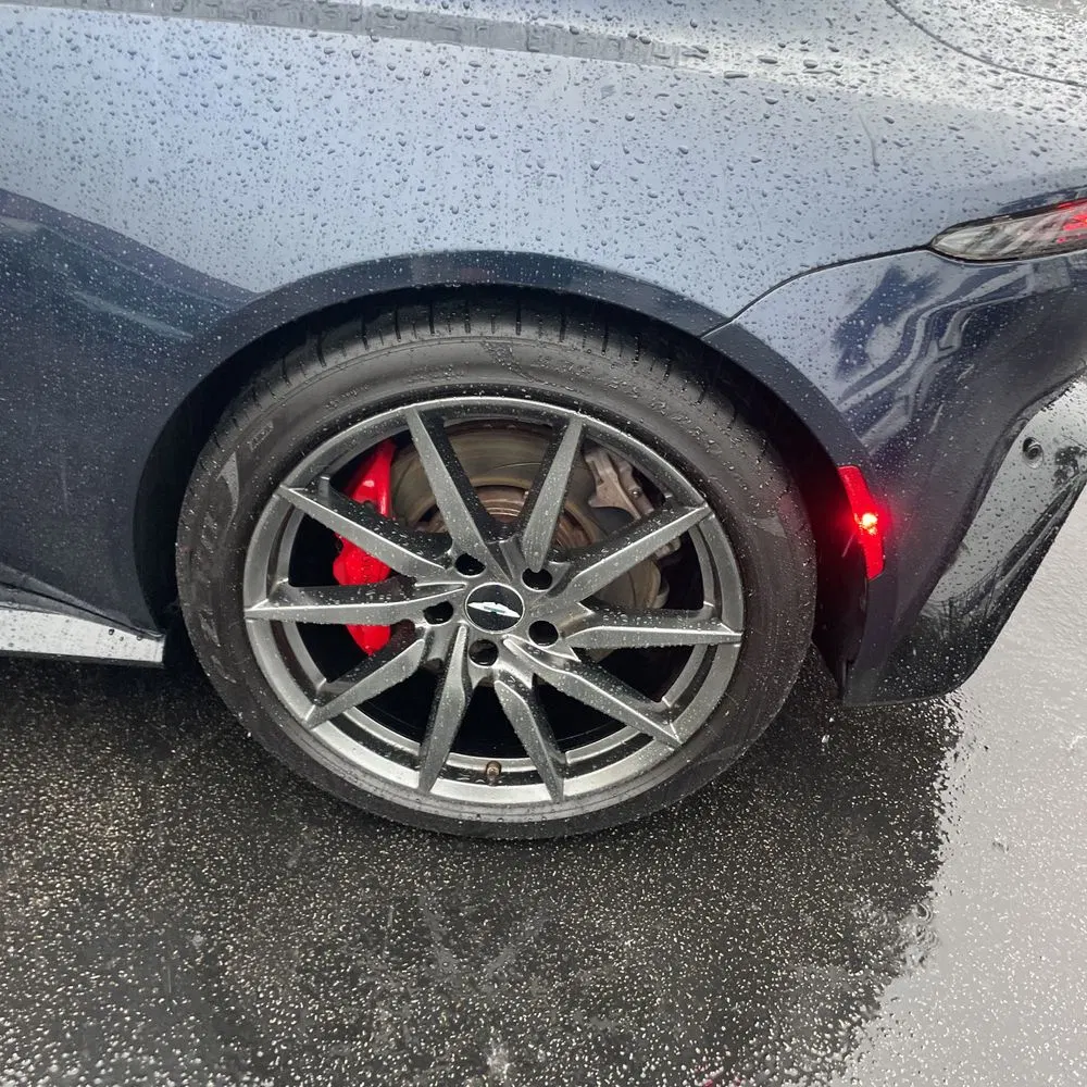 2020 Aston Martin Vantage Base