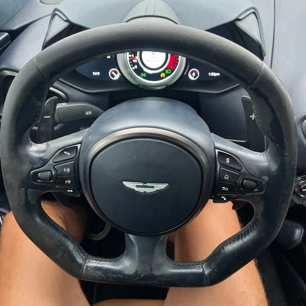 2020 Aston Martin Vantage Base