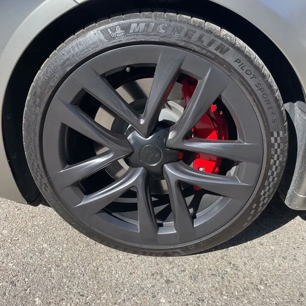 2023 Tesla Model S Plaid