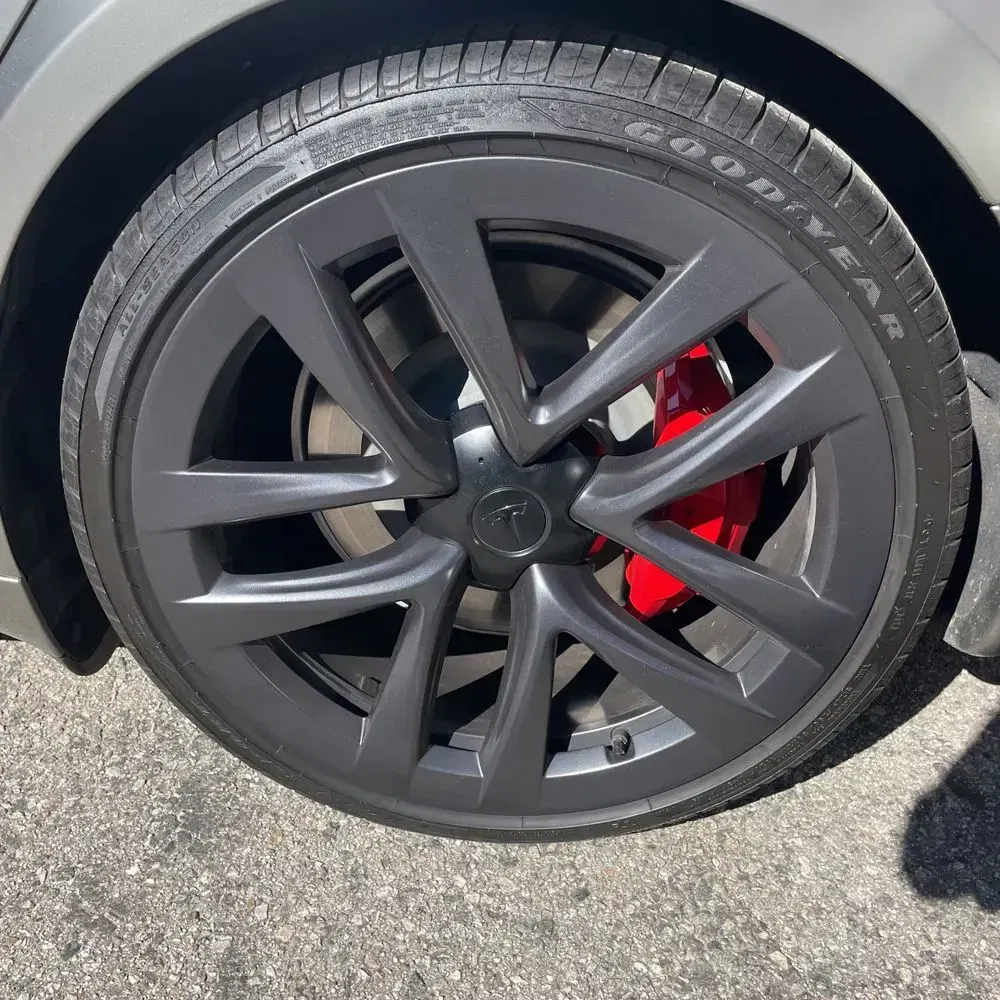 2023 Tesla Model S Plaid
