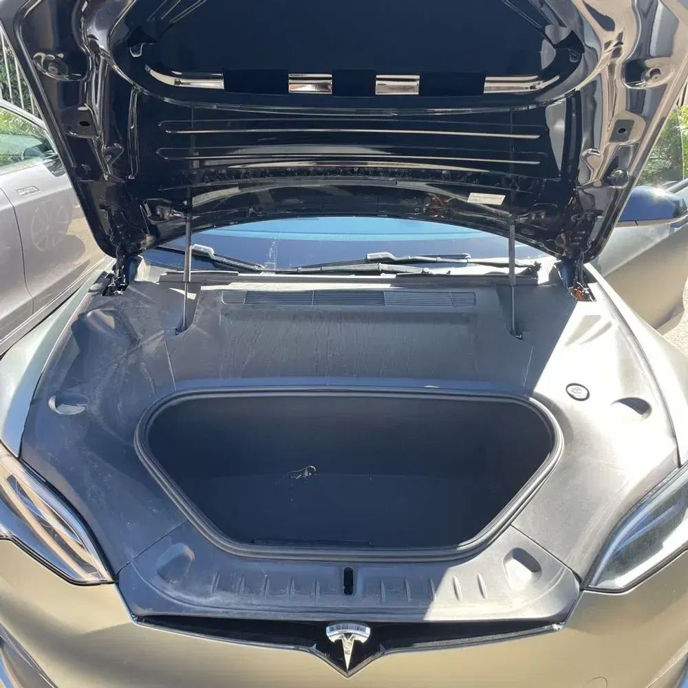 2023 Tesla Model S Plaid