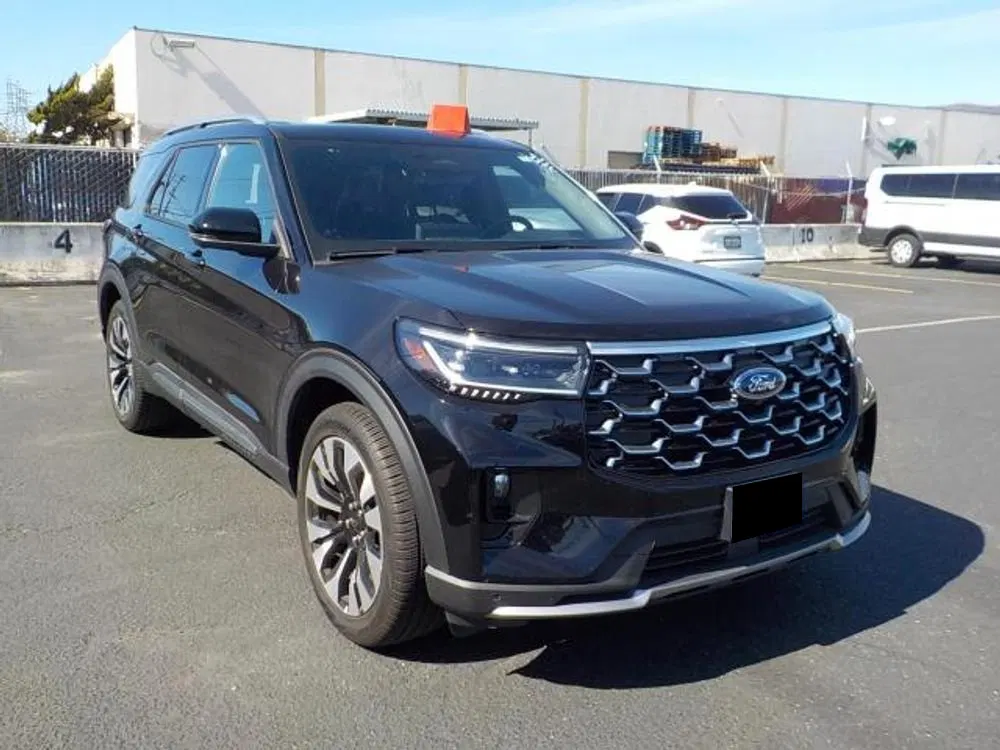 2025 Ford Explorer Platinum