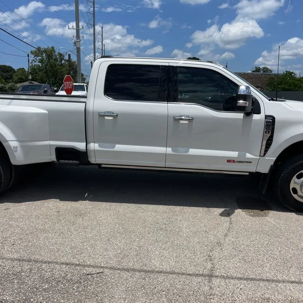 2024 Ford F-350 Super Duty Lariat