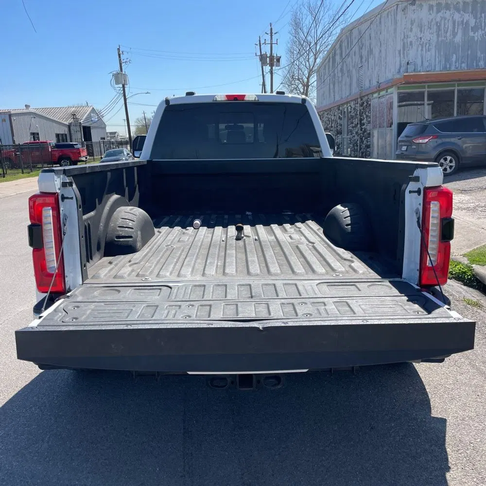 2023 Ford F-350 Super Duty Lariat