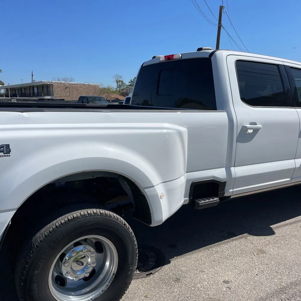 2023 Ford F-350 Super Duty Lariat