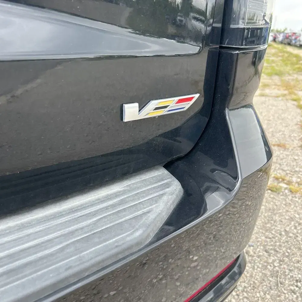 2025 Cadillac Escalade V-Sport