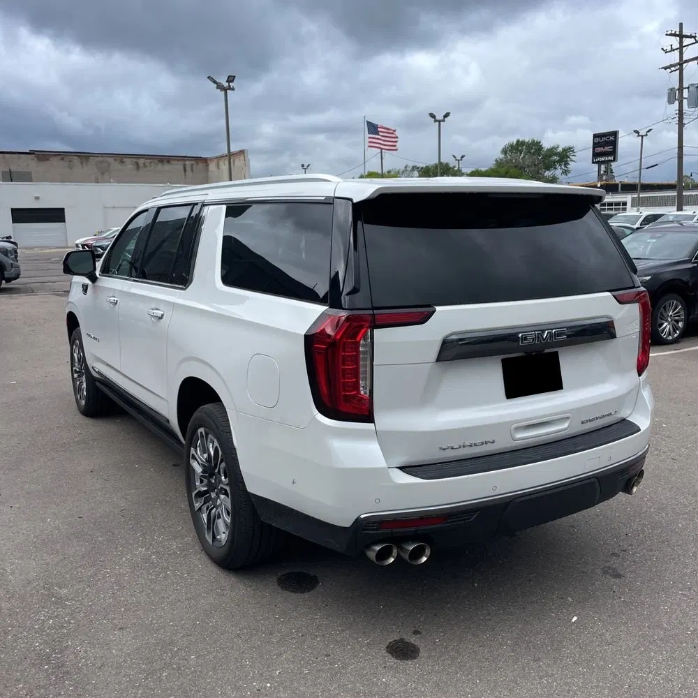 2023 GMC Yukon XL Denali Ultimate