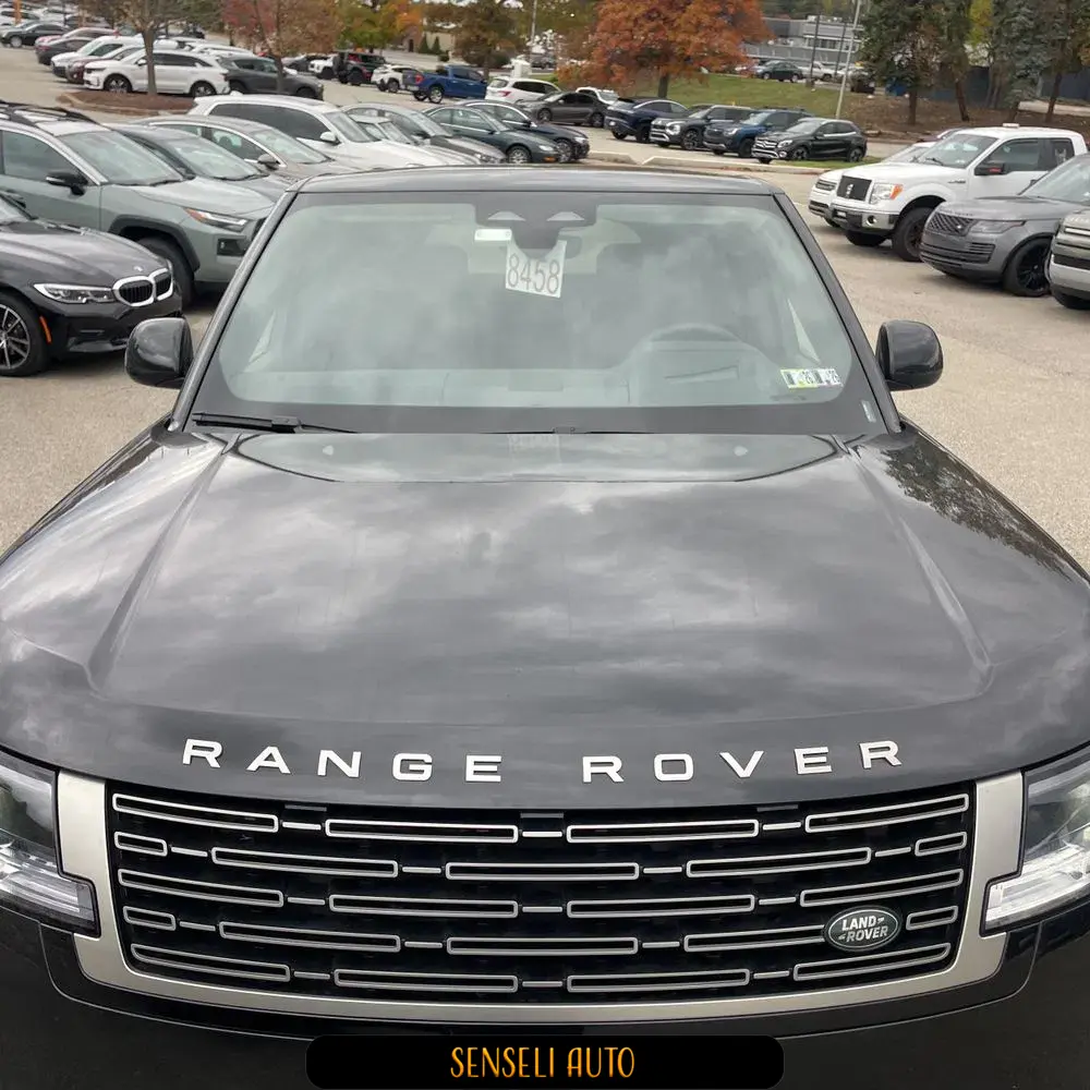 2025 Land Rover Range Rover SE P530