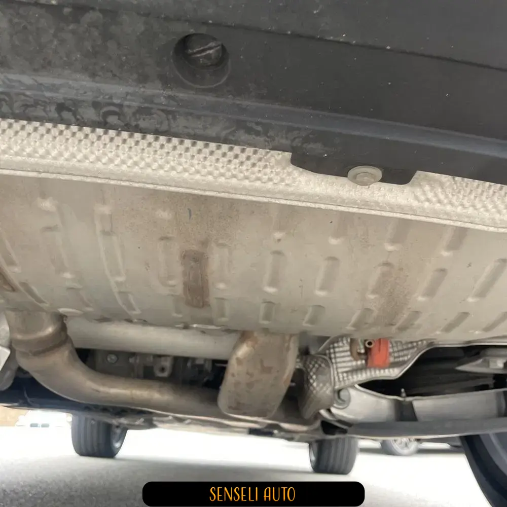 2025 Land Rover Range Rover SE P530