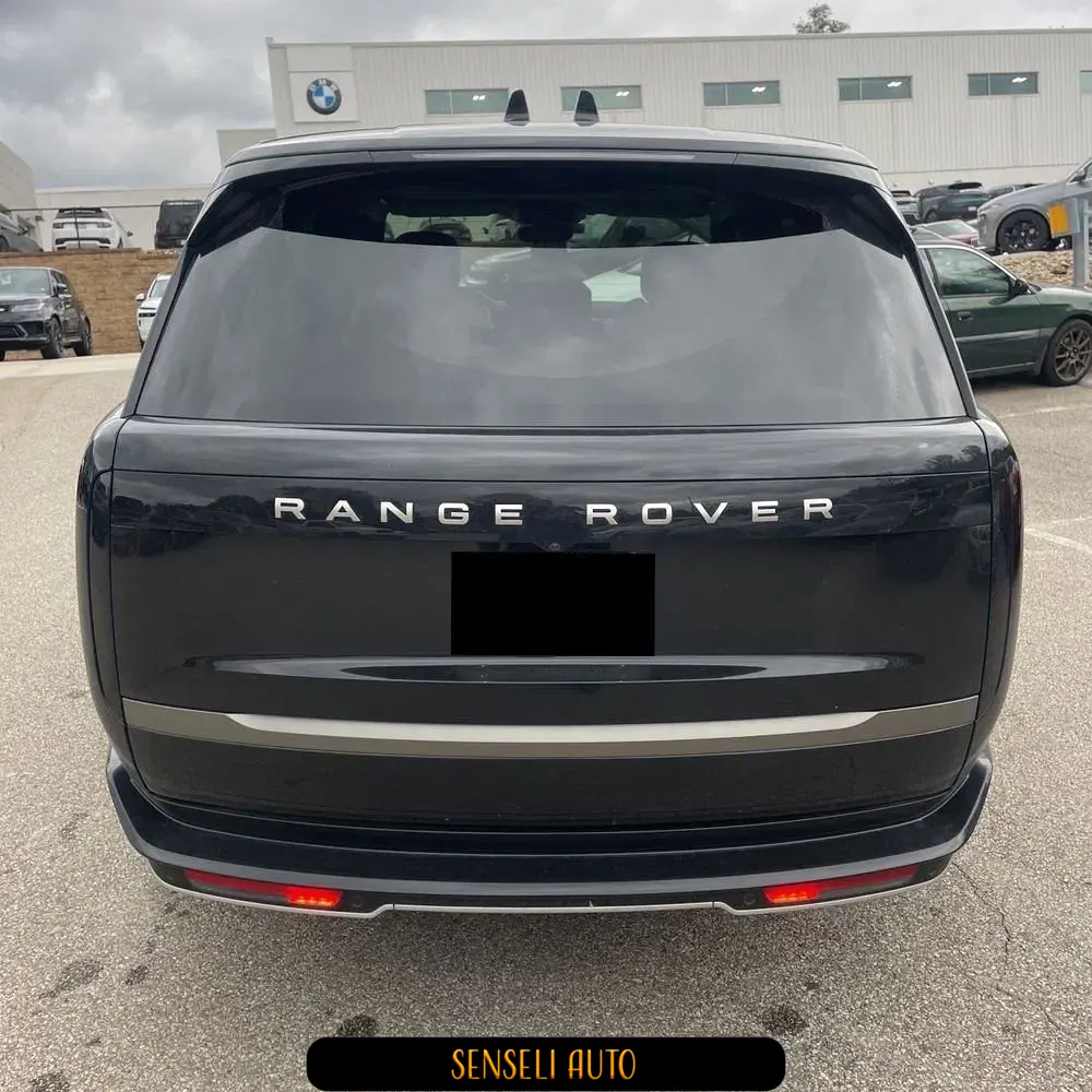 2025 Land Rover Range Rover SE P530