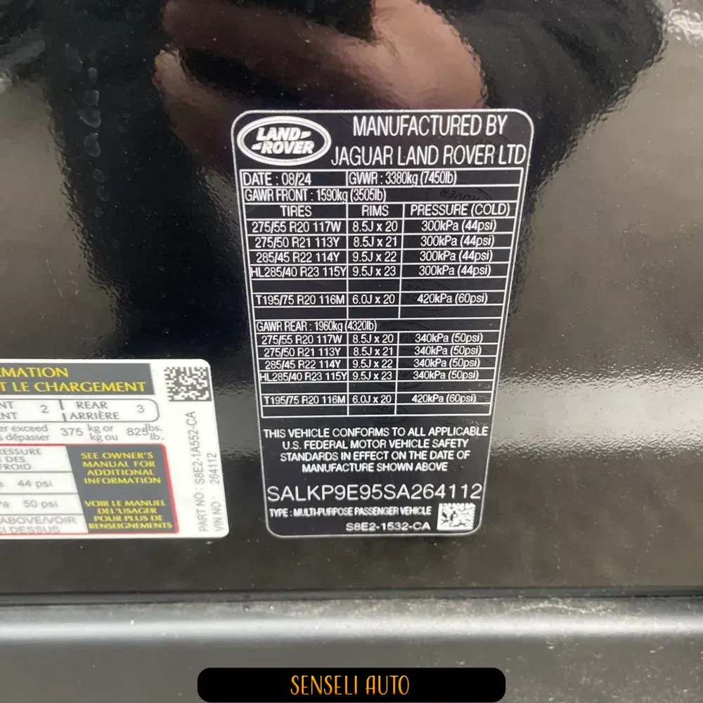 2025 Land Rover Range Rover SE P530