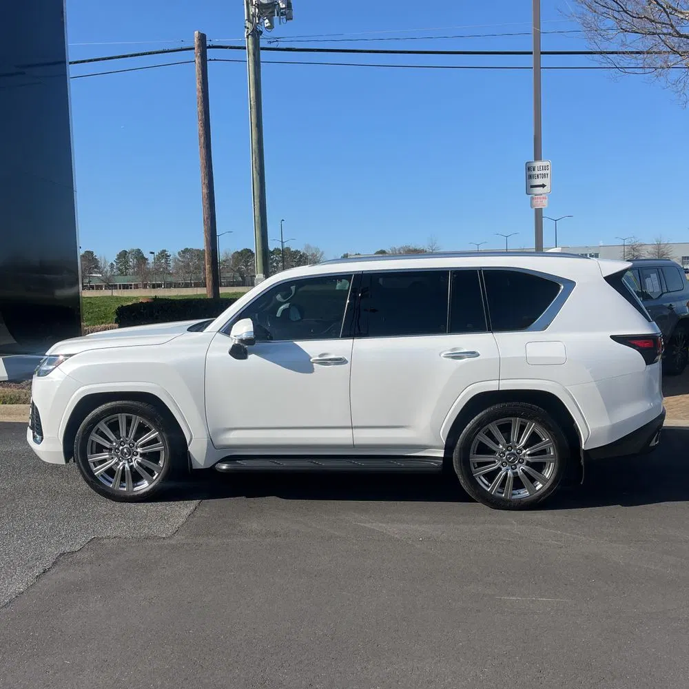 2023 Lexus LX 600 Ultra Luxury