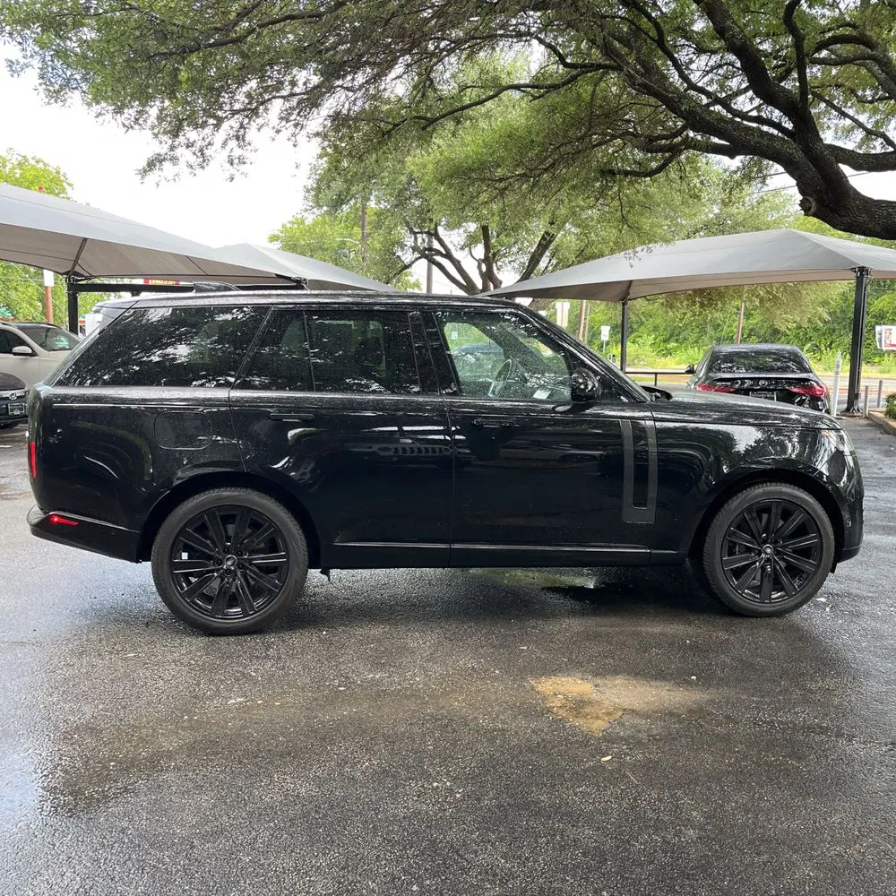 2023 Land Rover Range Rover P530 SE