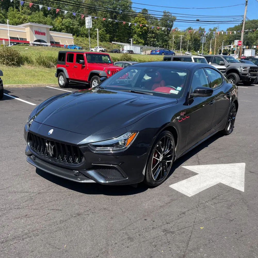 2022 Maserati Ghibli Trofeo