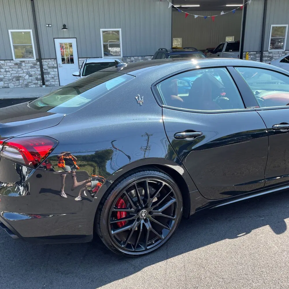 2022 Maserati Ghibli Trofeo