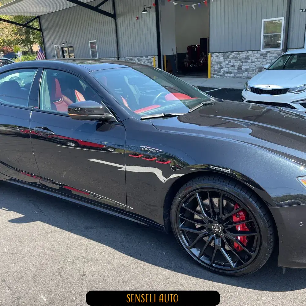 2022 Maserati Ghibli Trofeo