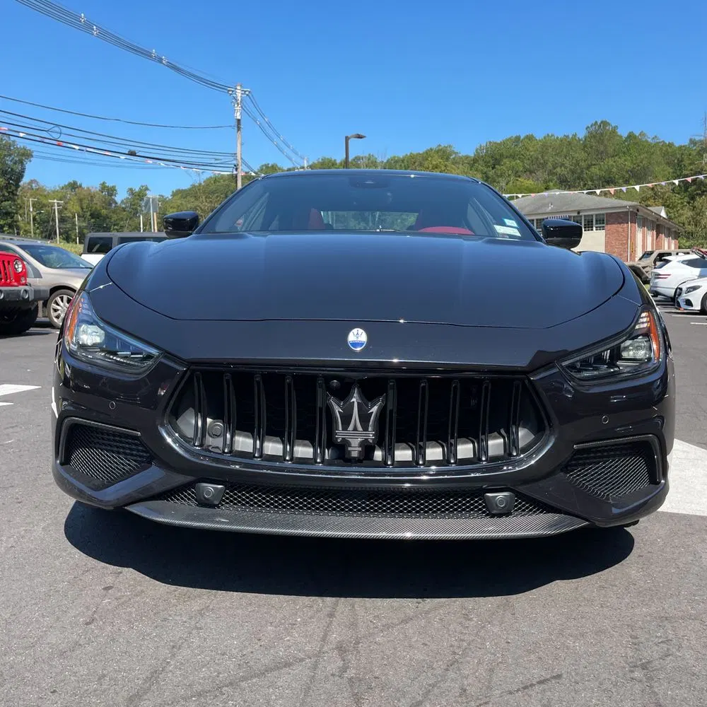 2022 Maserati Ghibli Trofeo