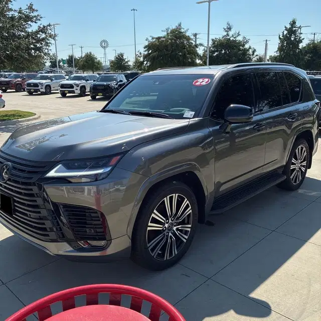 2022 Lexus LX 600 Luxury