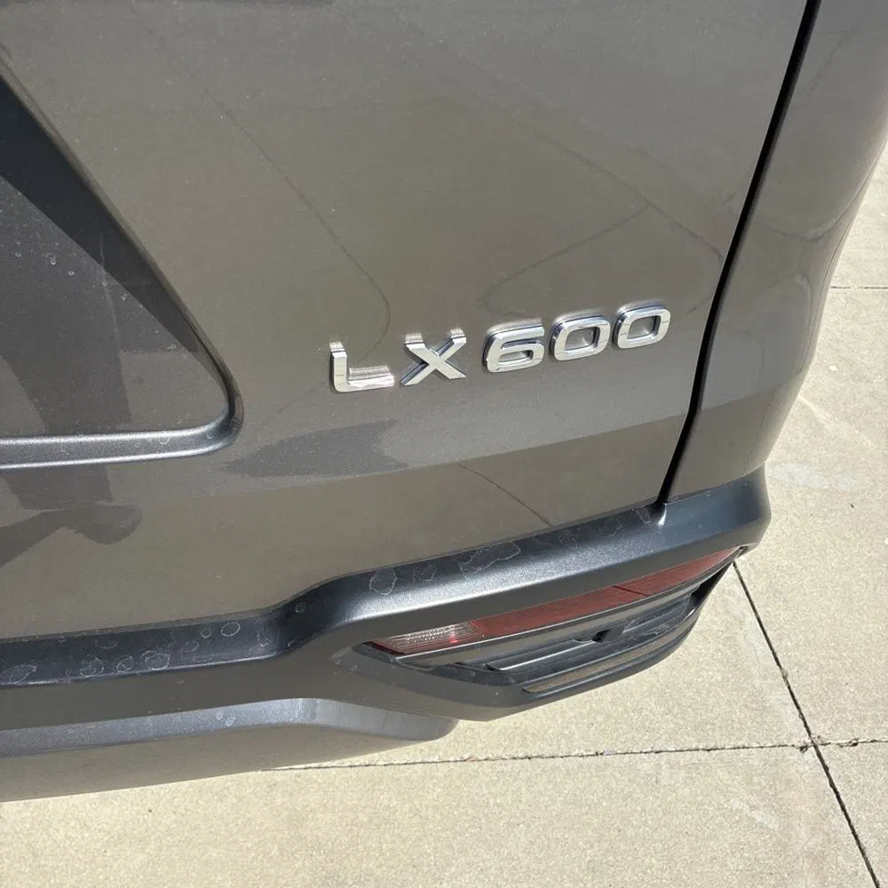 2022 Lexus LX 600 Luxury