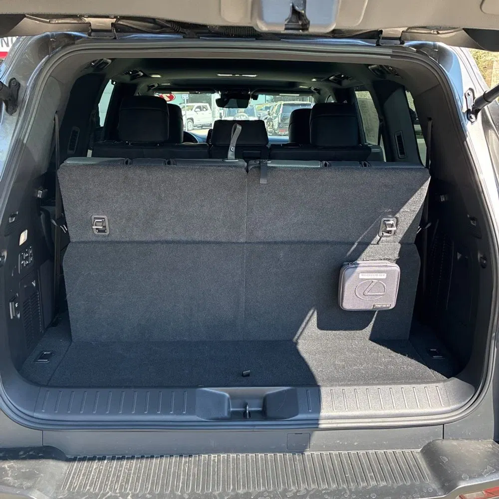 2022 Lexus LX 600 Luxury