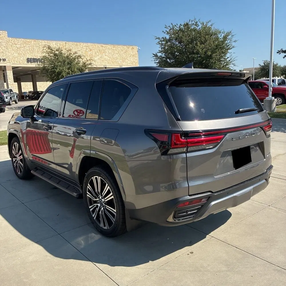 2022 Lexus LX 600 Luxury