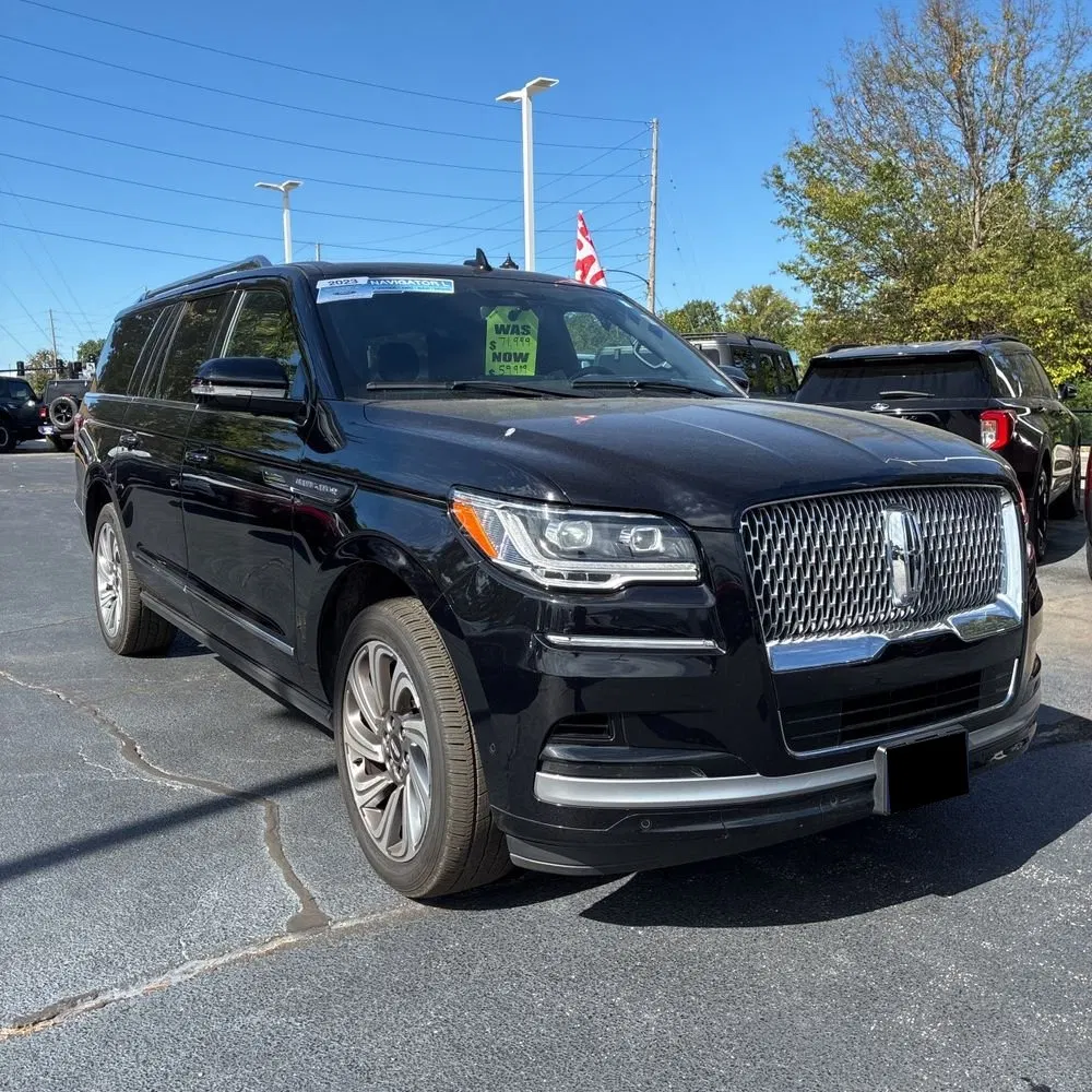 2023 Lincoln Navigator L Reserve