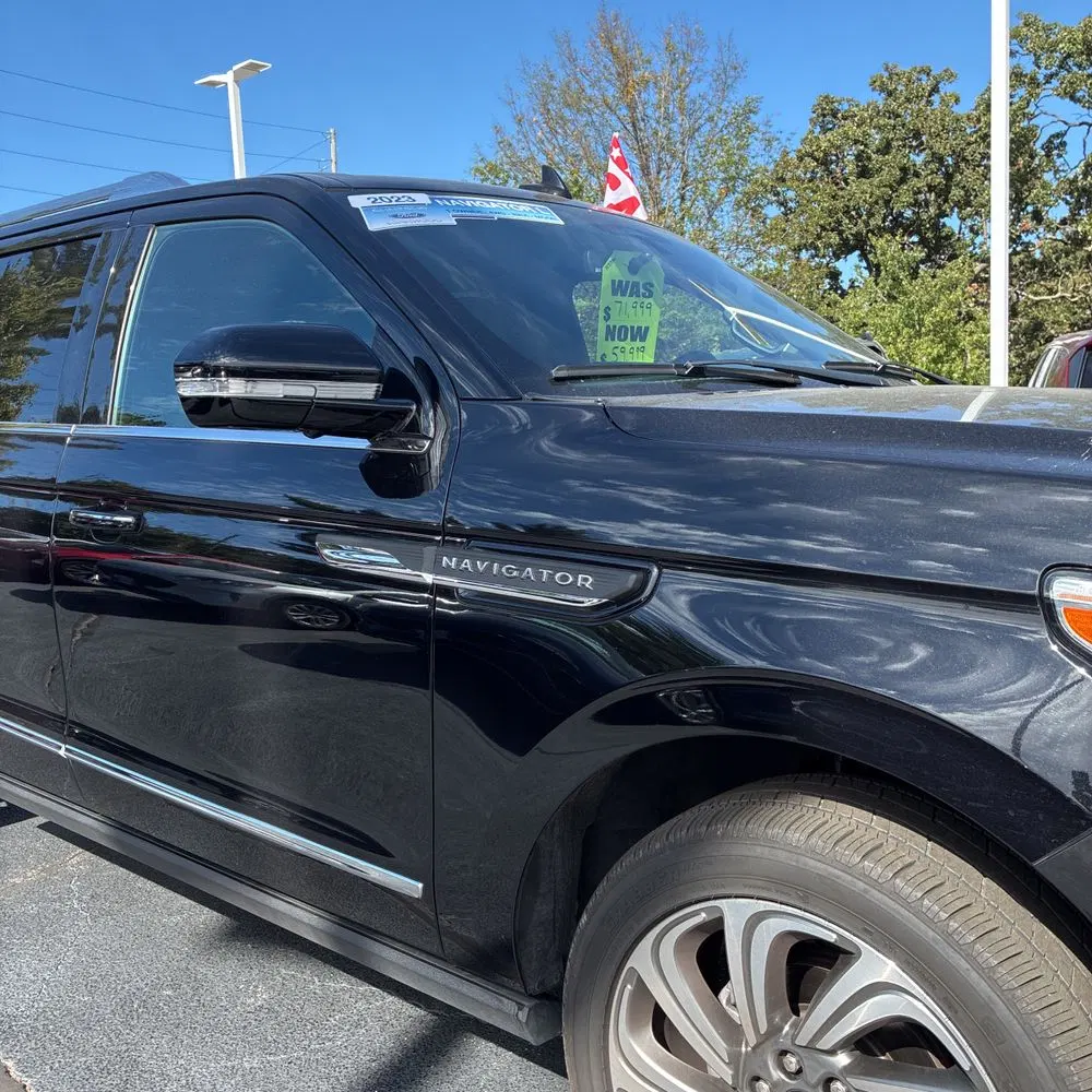 2023 Lincoln Navigator L Reserve